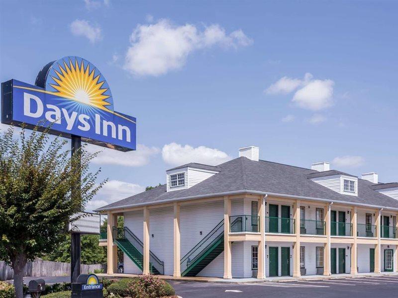 Days Inn By Wyndham Simpsonville Eksteriør bilde